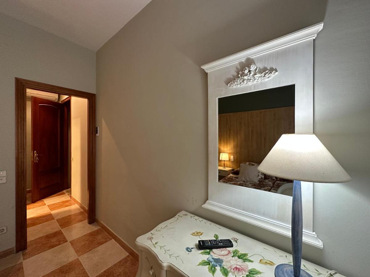Hostal Bonavista Сервера Екстериор снимка